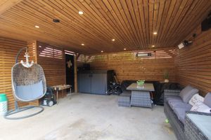 Photo 11- click for photo gallery